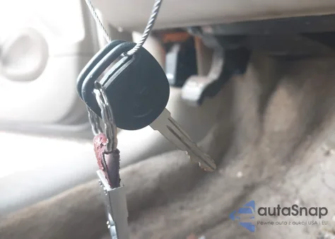 2001 Chevrolet Malibu z USA, uszkodzony, nr VIN 1G1ND52J816134940